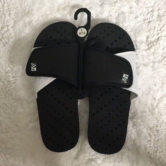 aquaflops shower shoes